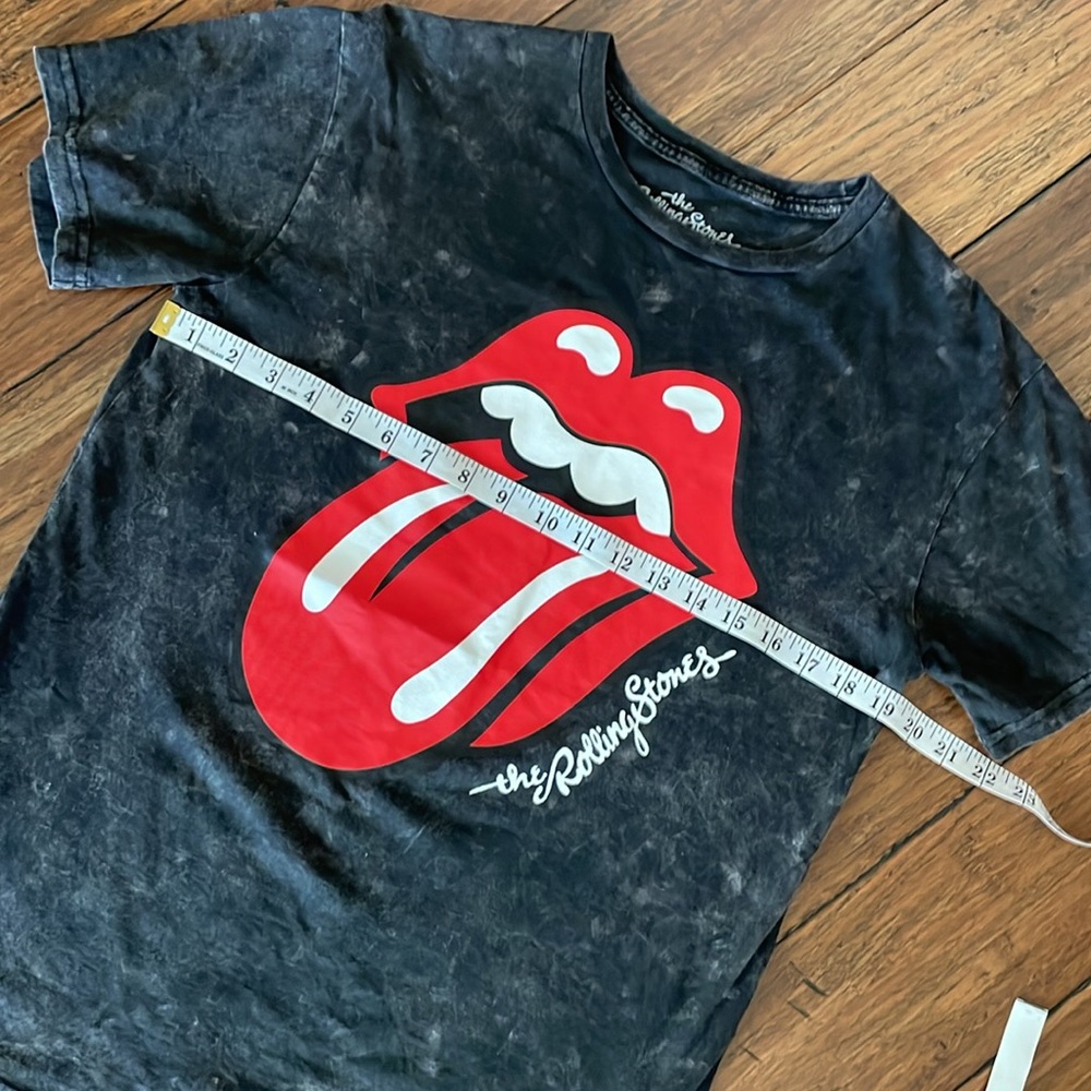 Rolling Stones Graphic T-Shirt - Picture 6 of 7